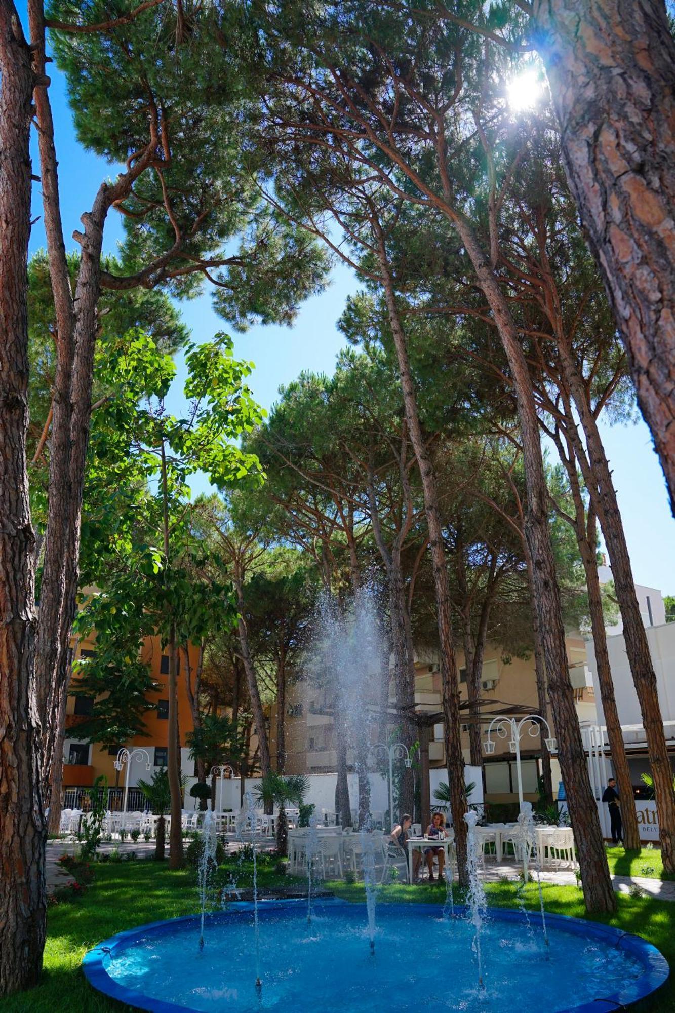 Atrium Deluxe Resort Golem  Eksteriør billede