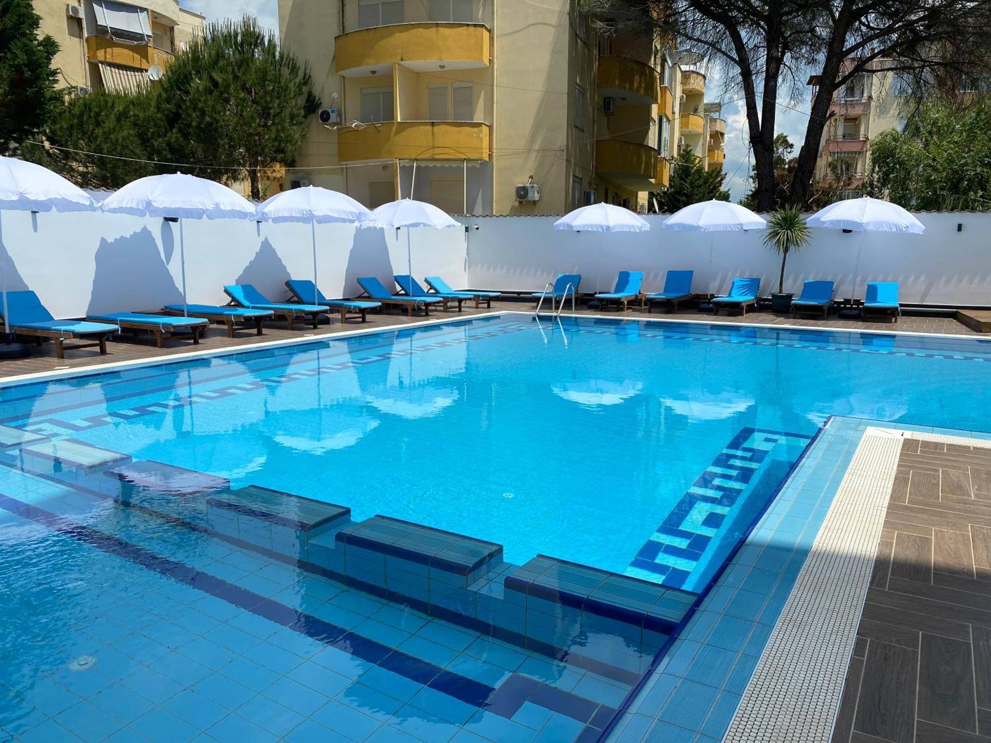 Atrium Deluxe Resort Golem  Eksteriør billede
